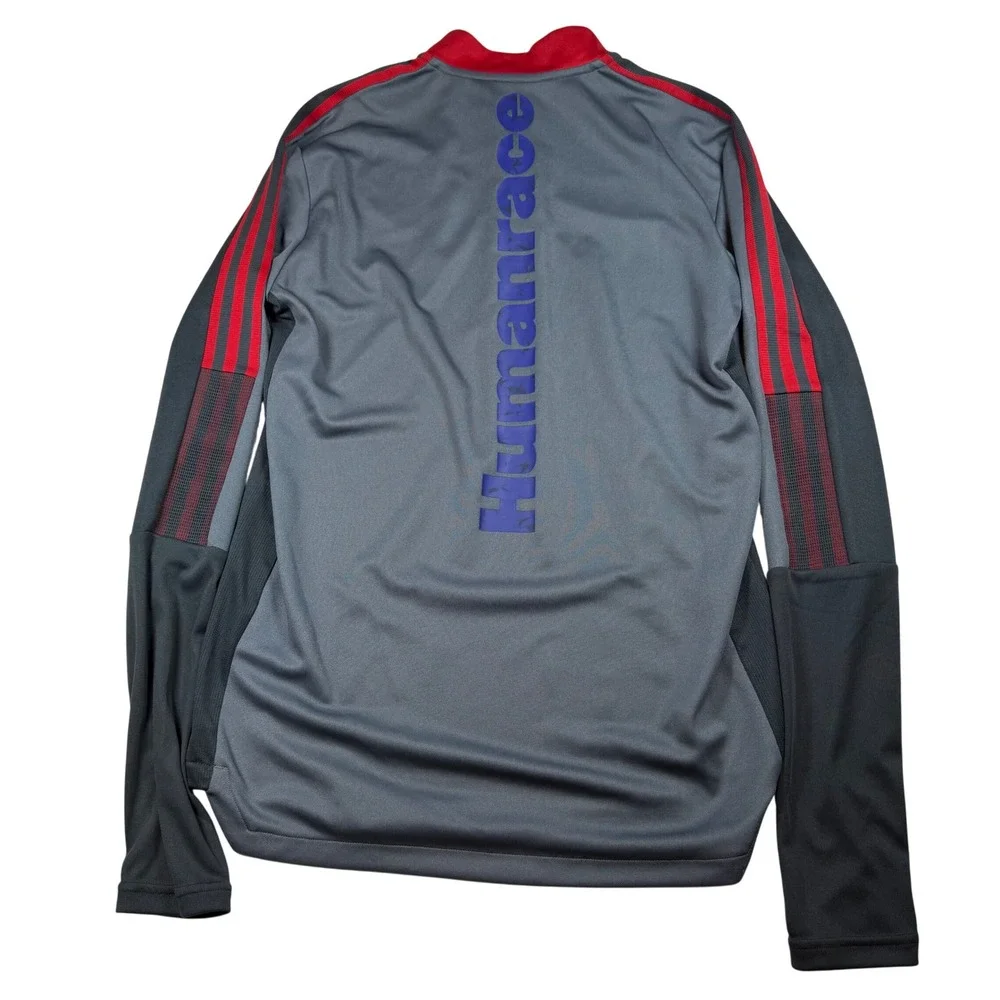 adidas neckline quarter united